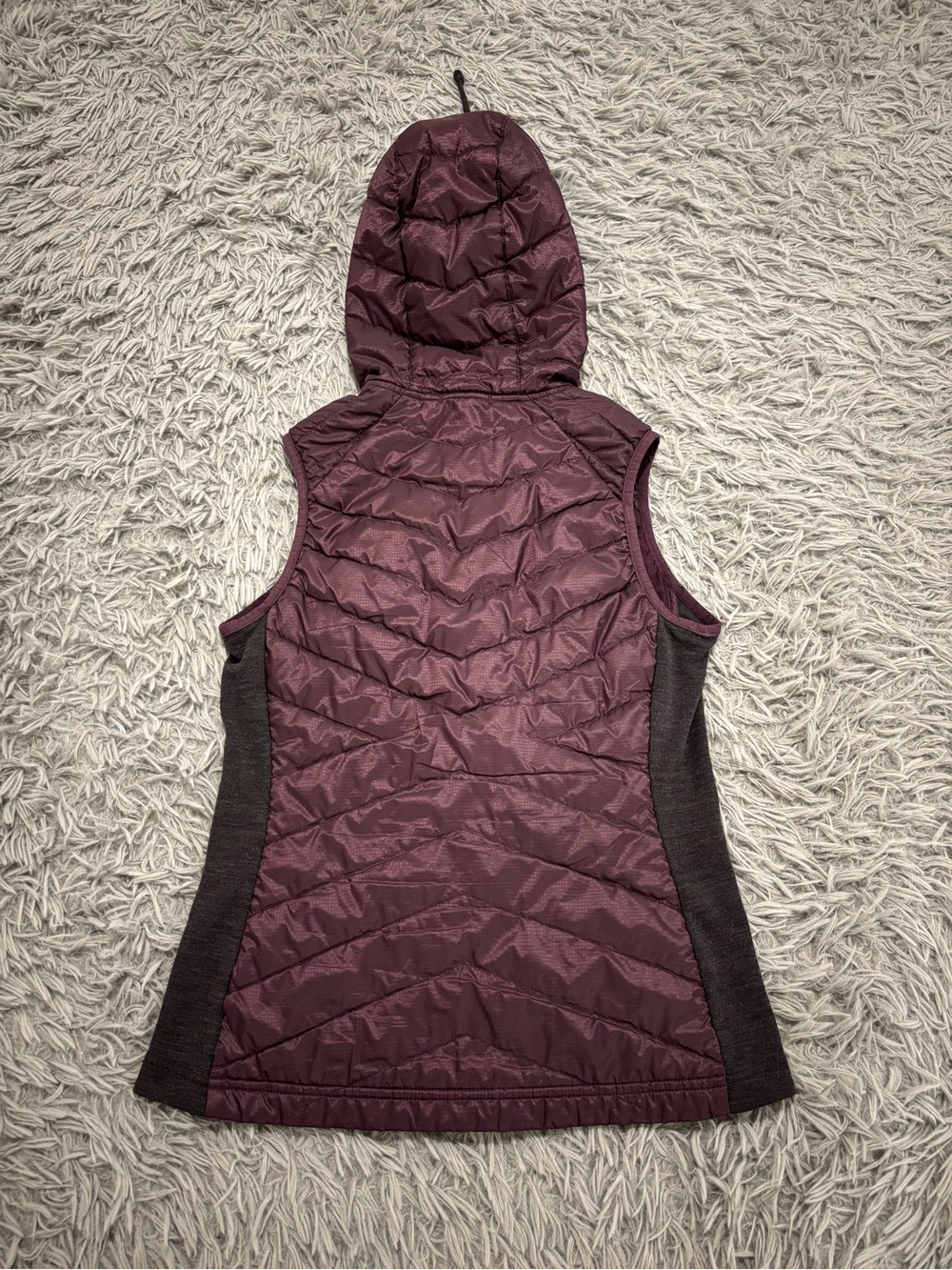 Smartwool Women’s Puffer Vest Hoodie Merino Wool Purple Small Gorpcore Outdoor - Picture 4 of 7